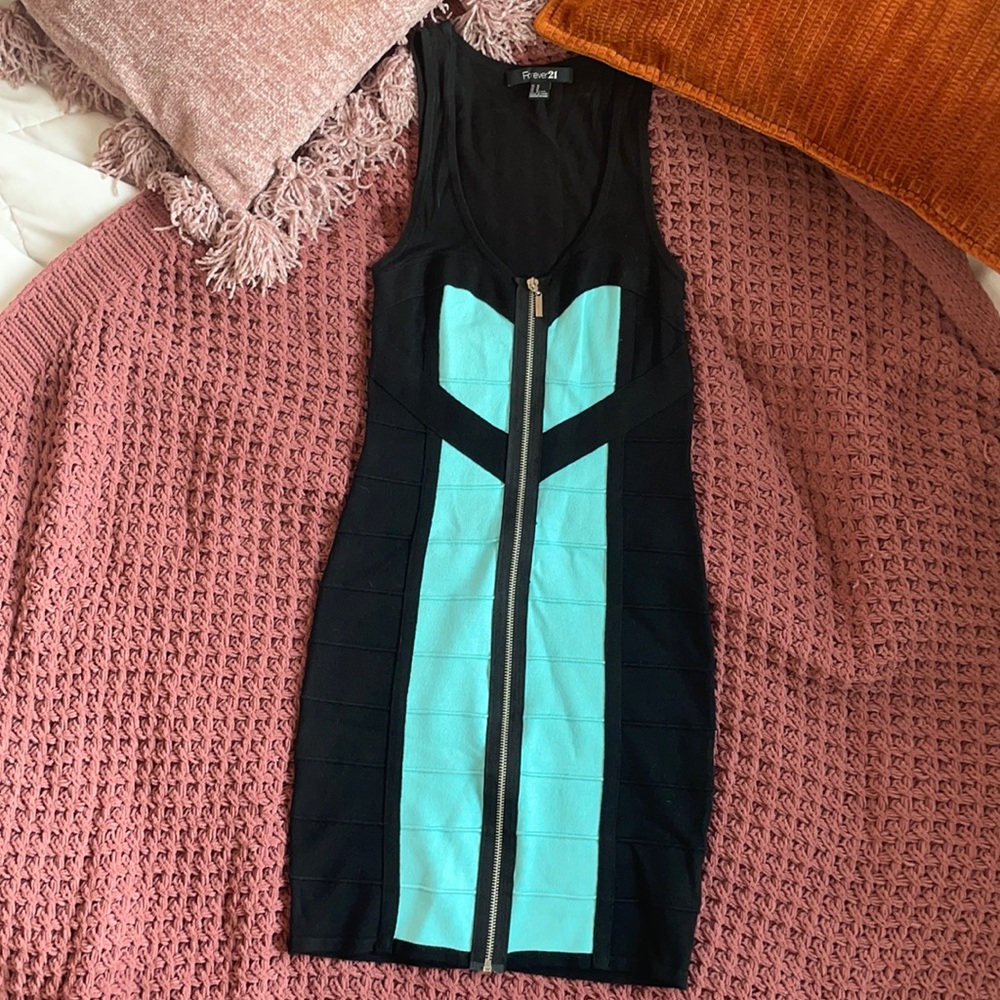 Mini dress